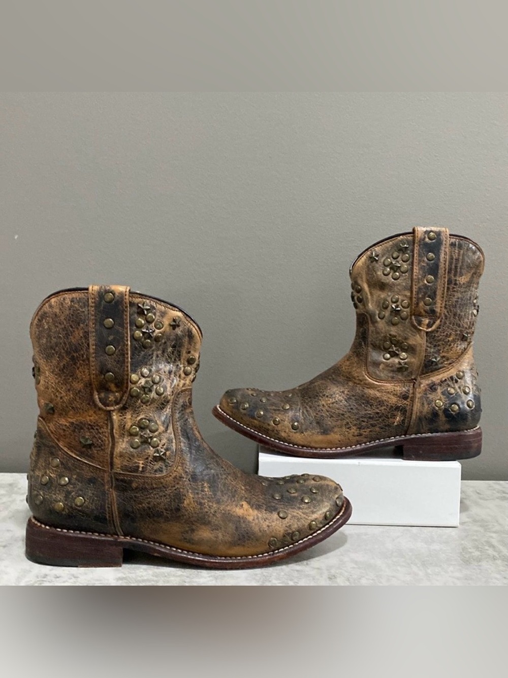 BED STU Cobbler Series Starling Studded Leather Boots Brown 6.5 - Picture 12 of 12